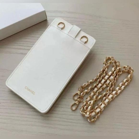 Beaute CC Coco Crush Crossbody Phone Holder White New - Picture 2 of 2